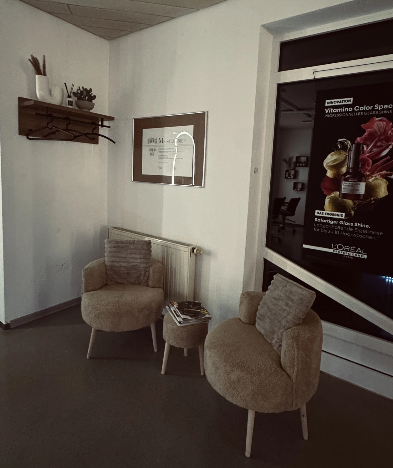 Sabrinas Hair Atelier – Haarschnitt – Saloninterieur